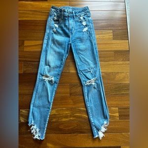 Size 00 Short American Eagle Next Level Stretch Jeggings. Excellent Condition.